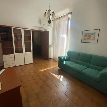 Casa Sassolina 公寓